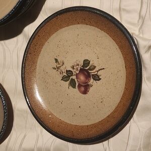 1 Monroe Salt Works salt glazed stoneware pottery apple blossom 11”dinner plate